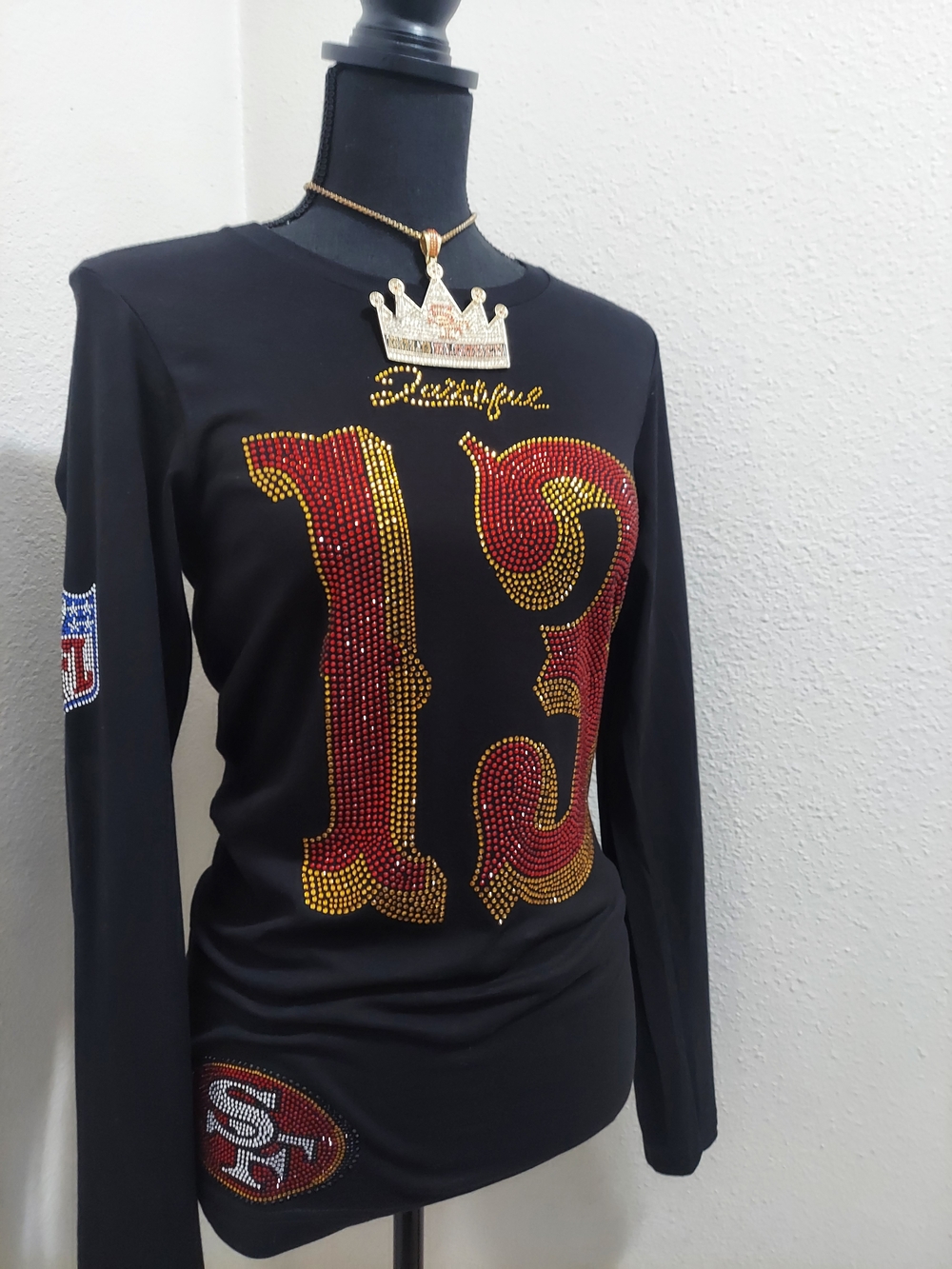 49ers Women’s Black Long-Sleeve Rhinestone #13 Graphic Top